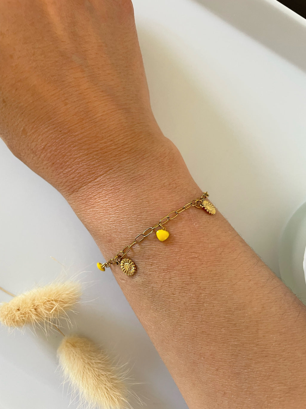 Bracelet Fin Jaune – Perles Facettées ou Breloques – Acier Inoxydable Doré