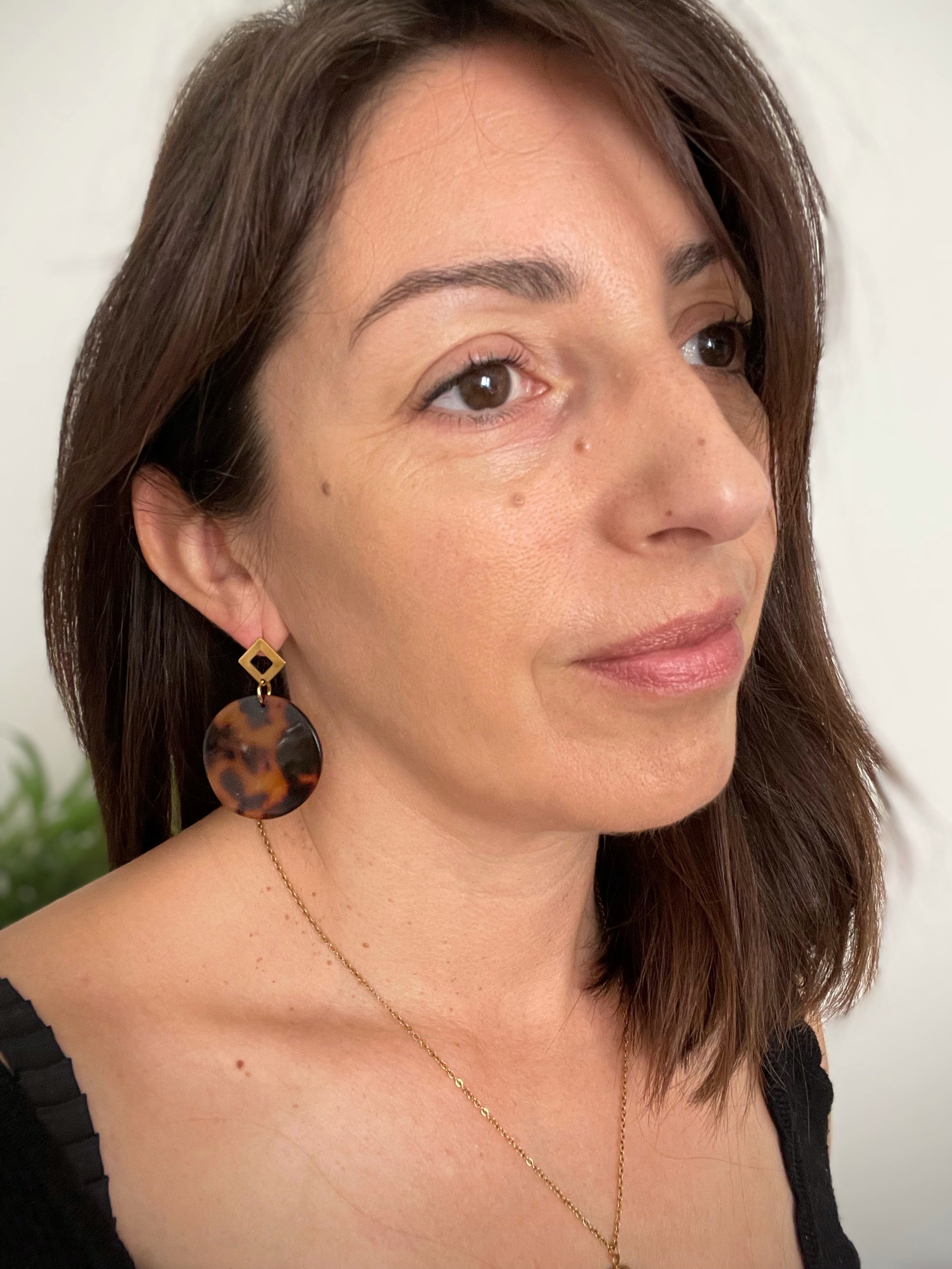Boucles d'Oreilles Rondes en Acétate Marron