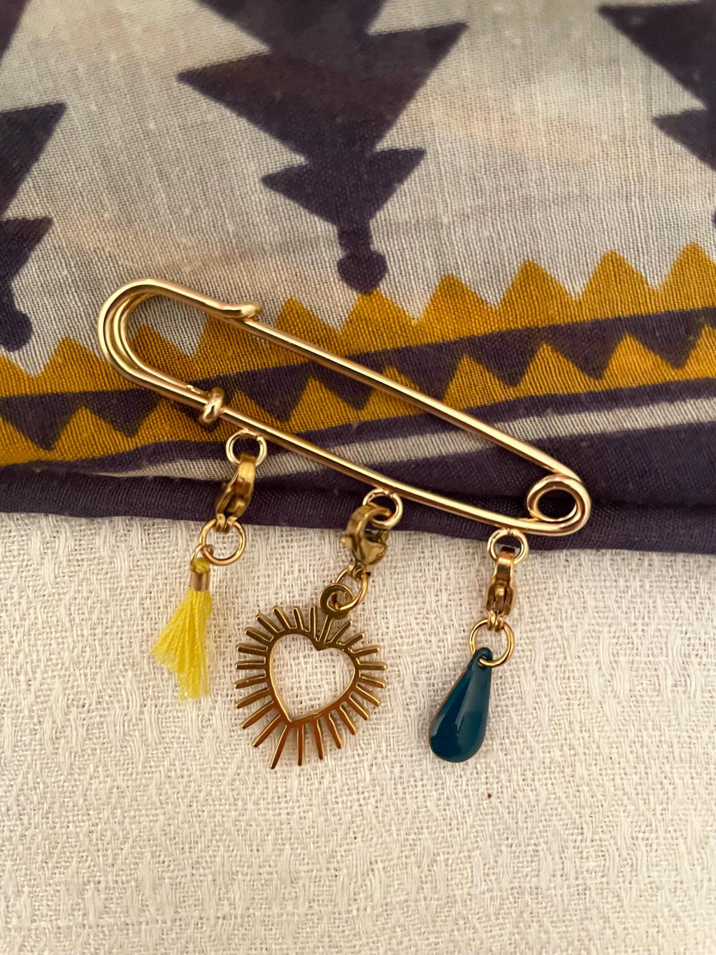 Broche Épingle à Nourrice Dorée à Personnaliser – Charms & Pampilles