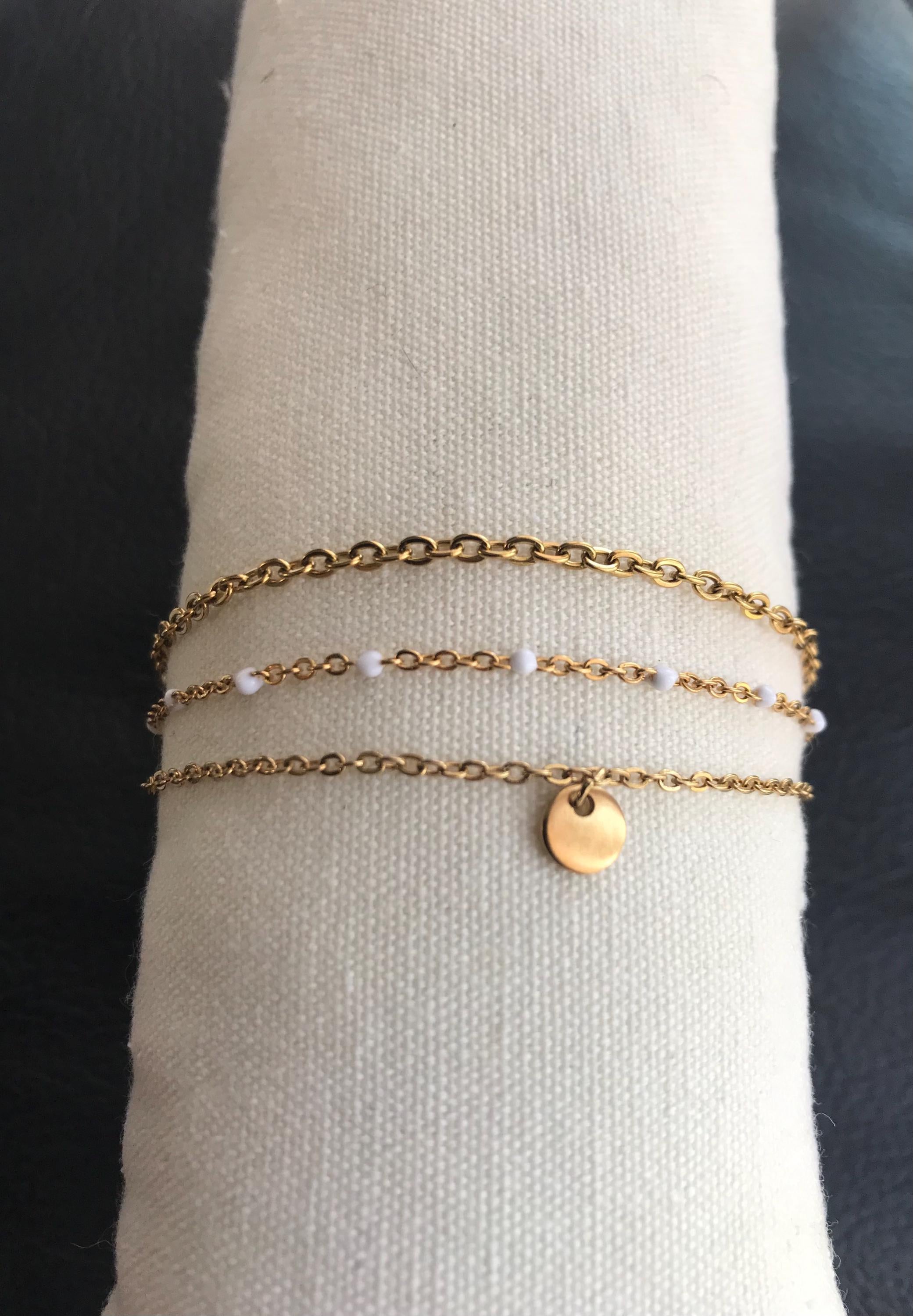 Bracelet Multi Rang Doré – 3 Chaînes & Breloque en Acier Inoxydable