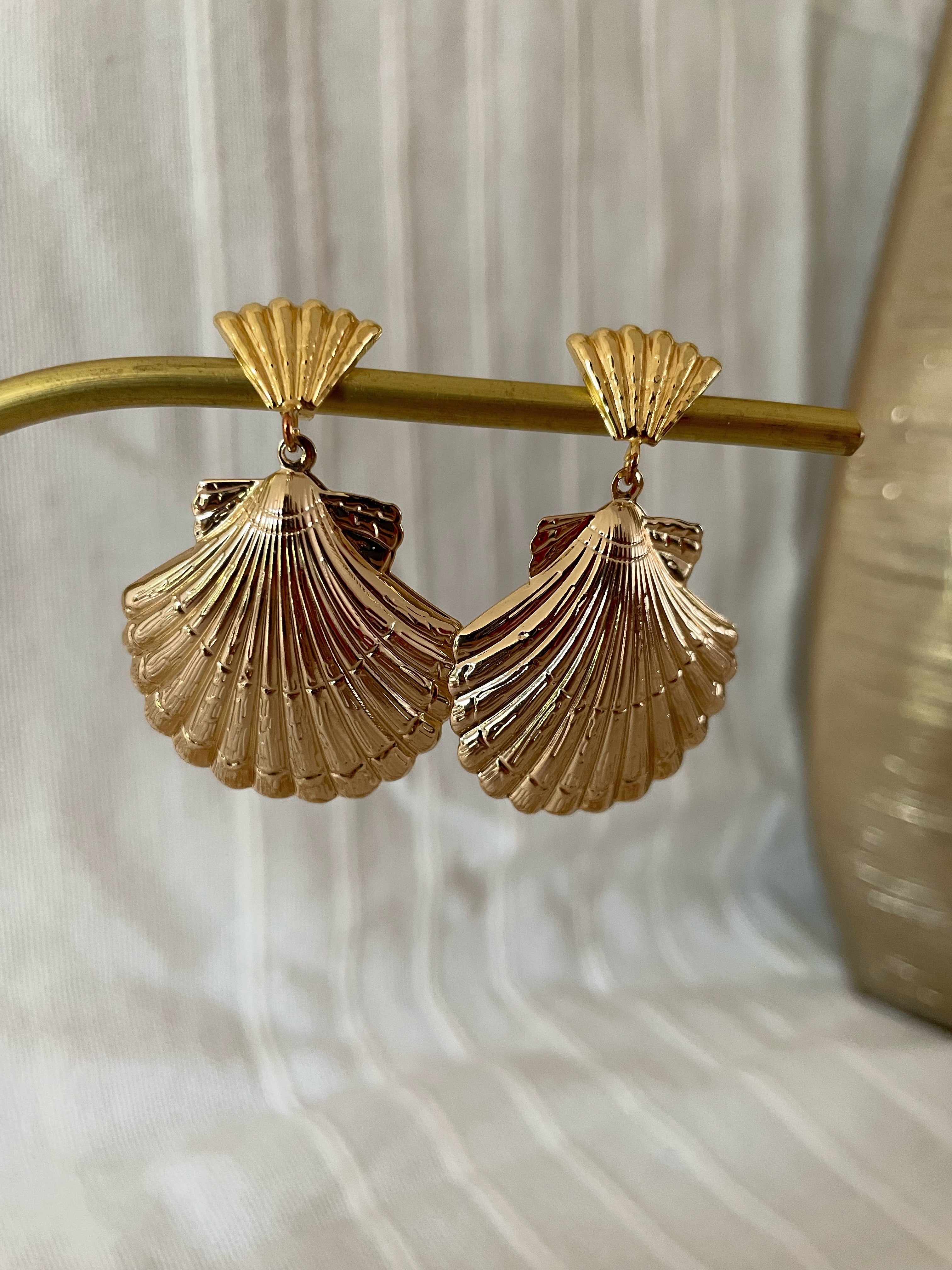 Boucles d'Oreilles Coquillage Dorées en Acier Inoxydable