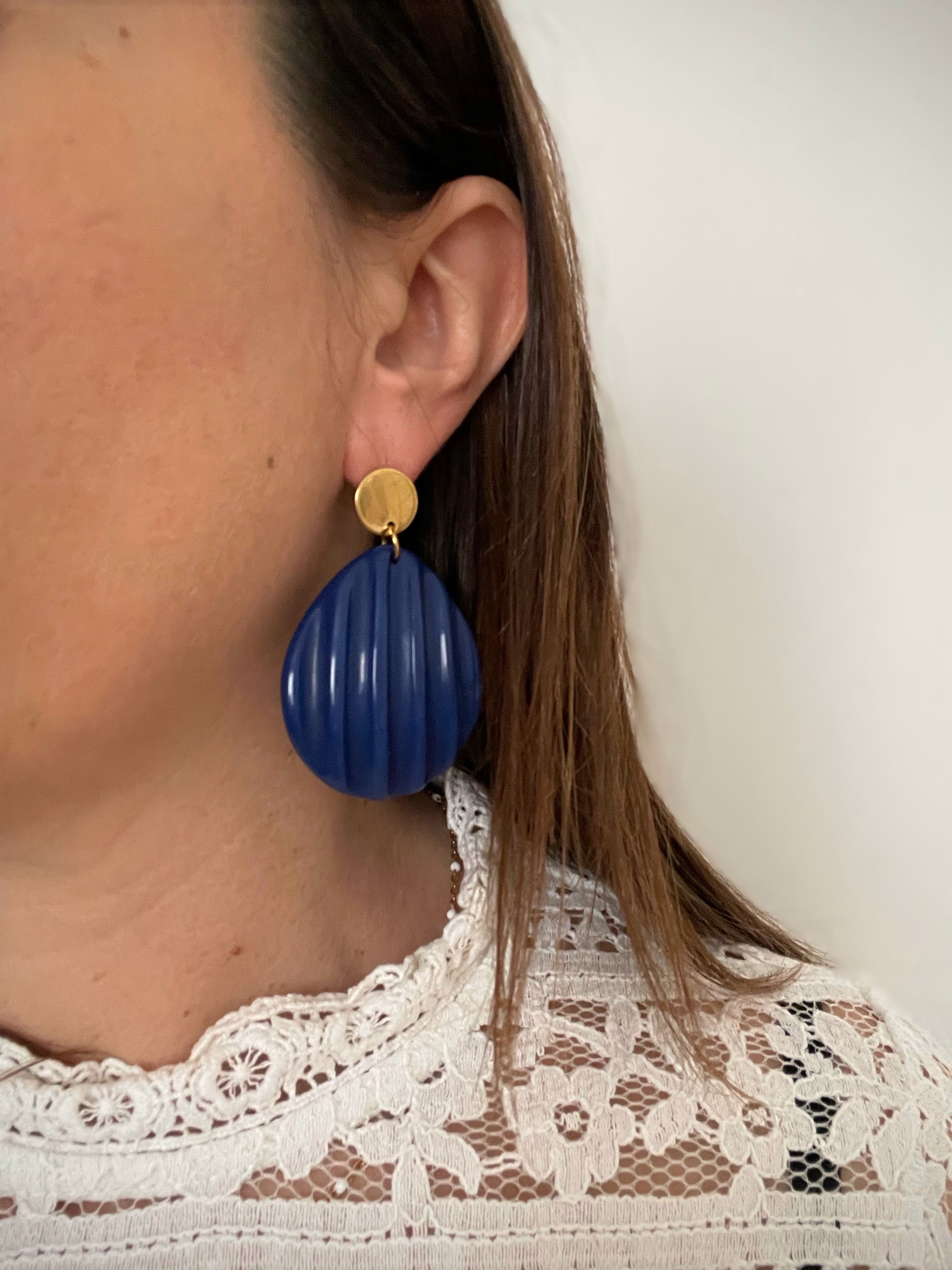 Boucles d'Oreilles Coquillage Pendantes en Acier Inoxydable Doré - 3 coloris