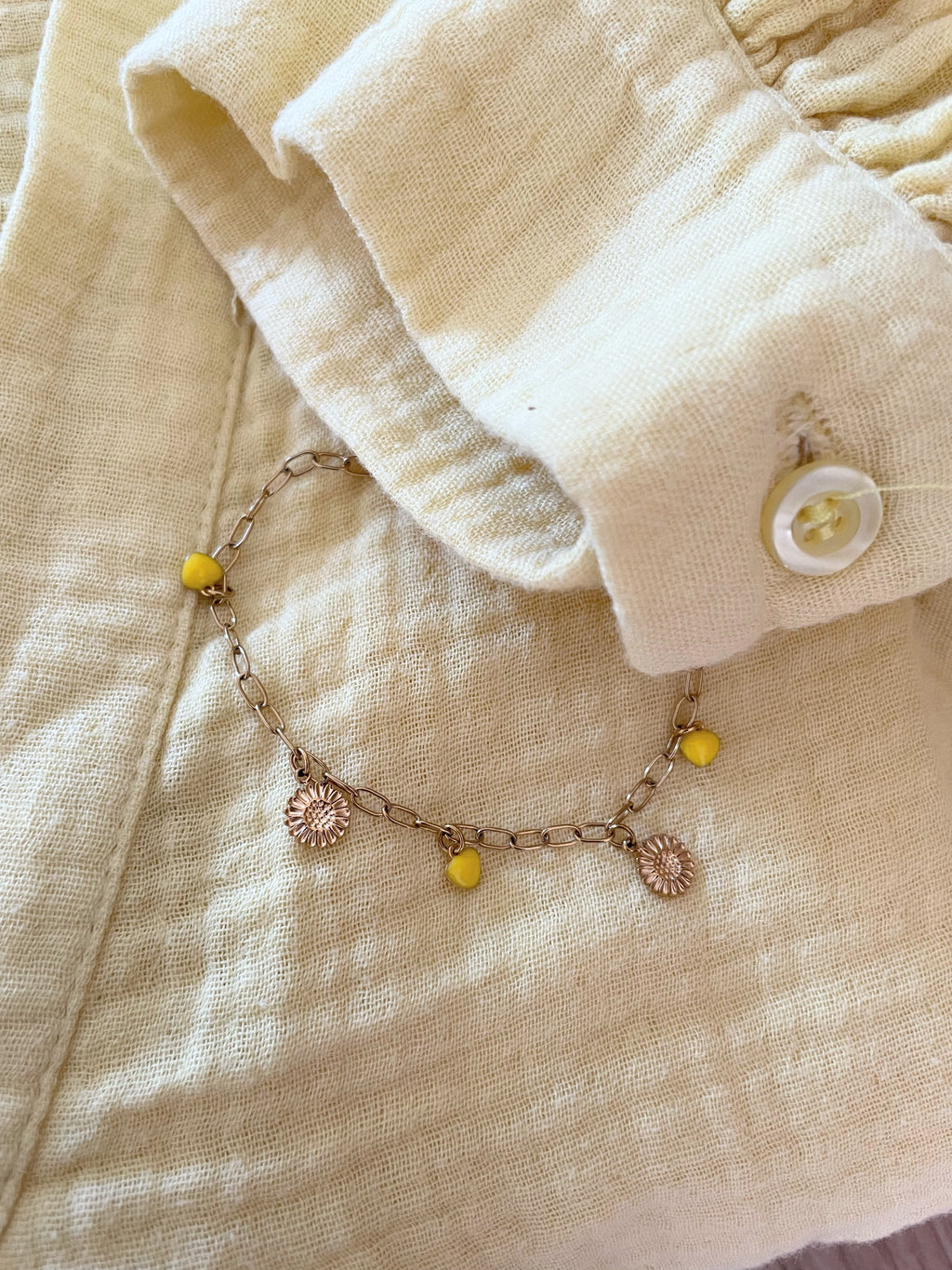 Bracelet Fin Jaune – Perles Facettées ou Breloques – Acier Inoxydable Doré