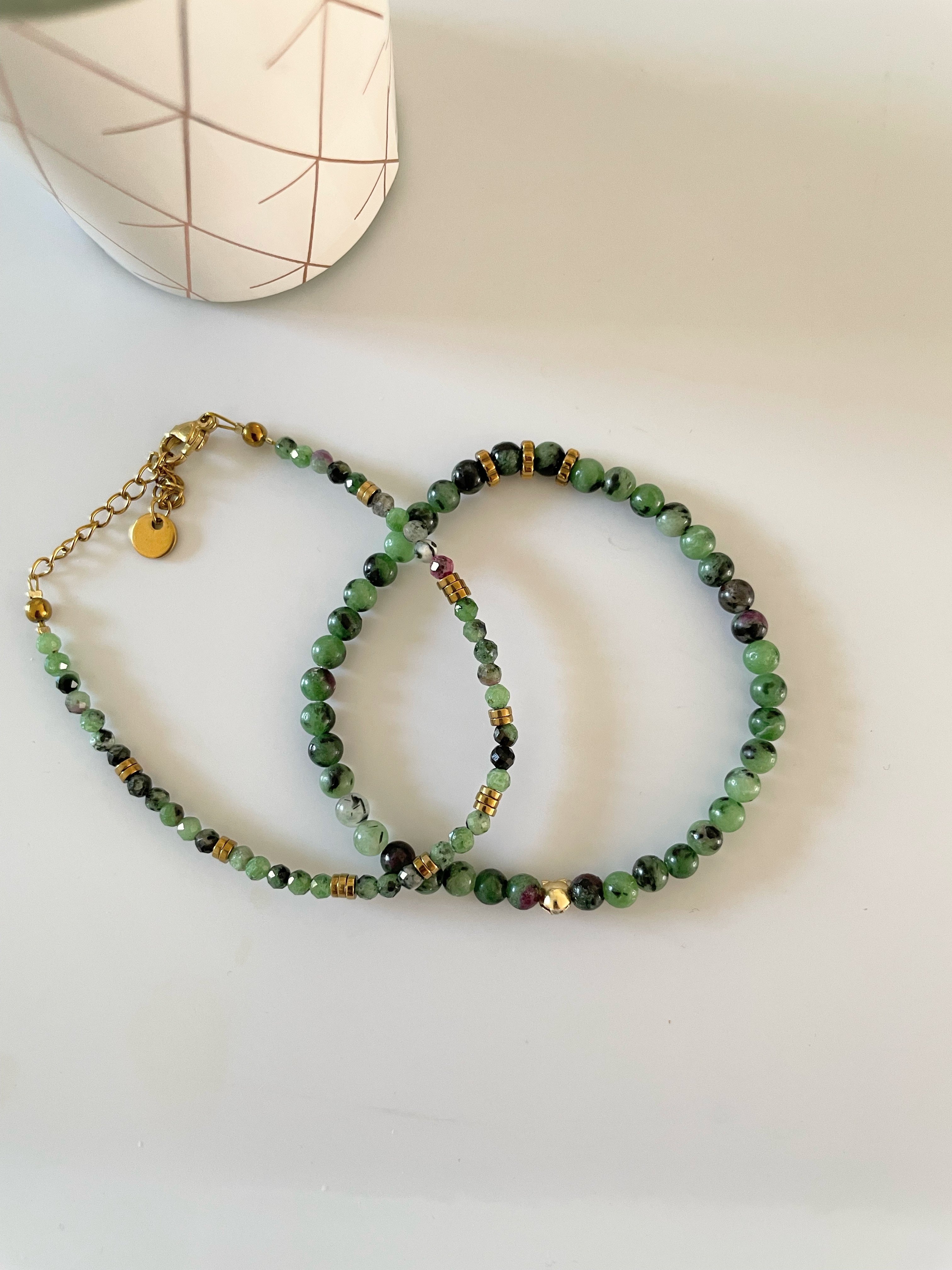 Bracelet Zoisite Vert & Hématites – Acier Inoxydable Doré – 2 Styles au Choix