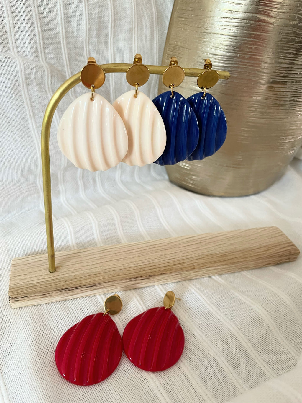 Boucles d'Oreilles Coquillage Pendantes en Acier Inoxydable Doré - 3 coloris