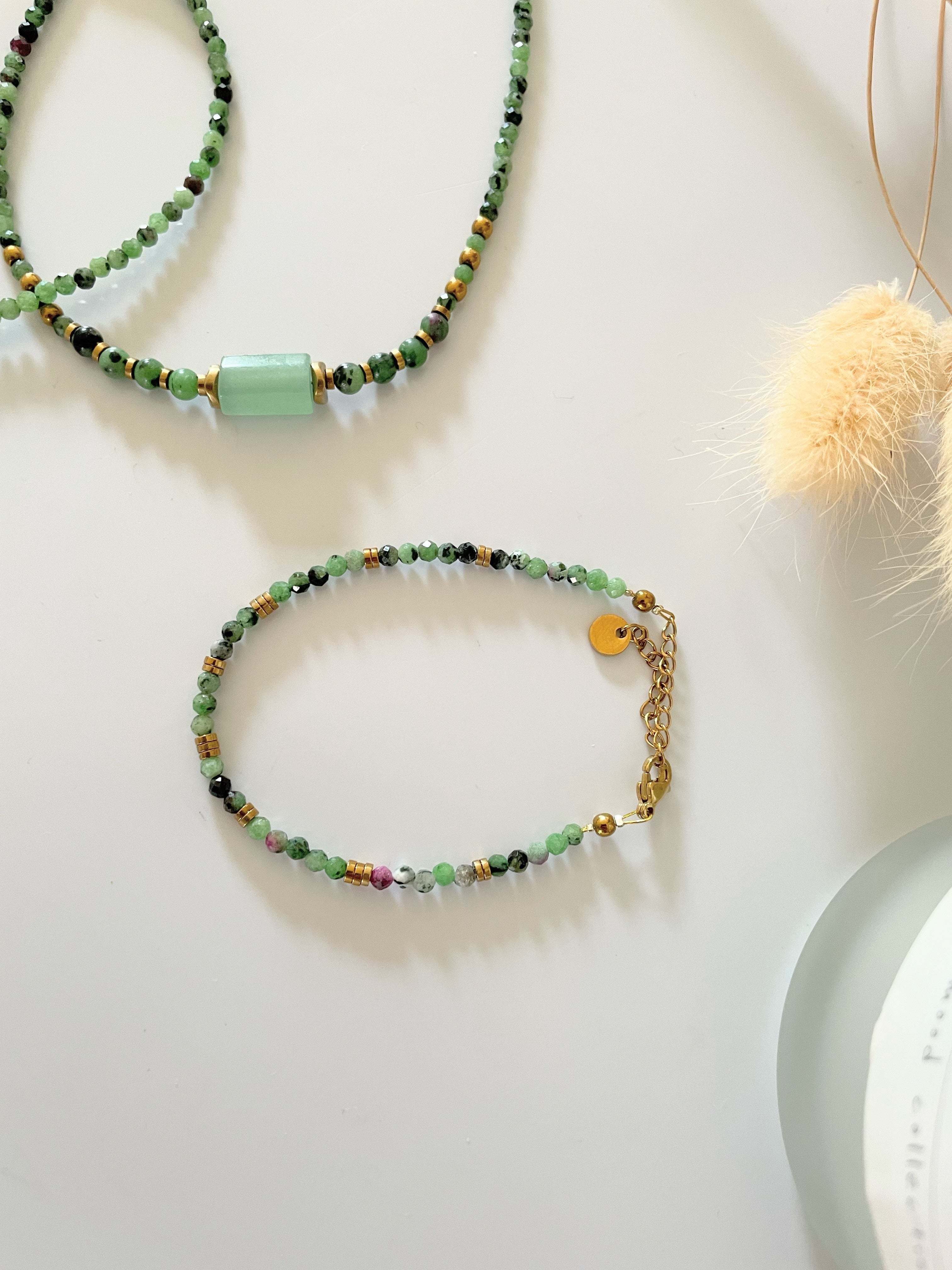 Bracelet Zoisite Vert & Hématites – Acier Inoxydable Doré – 2 Styles au Choix