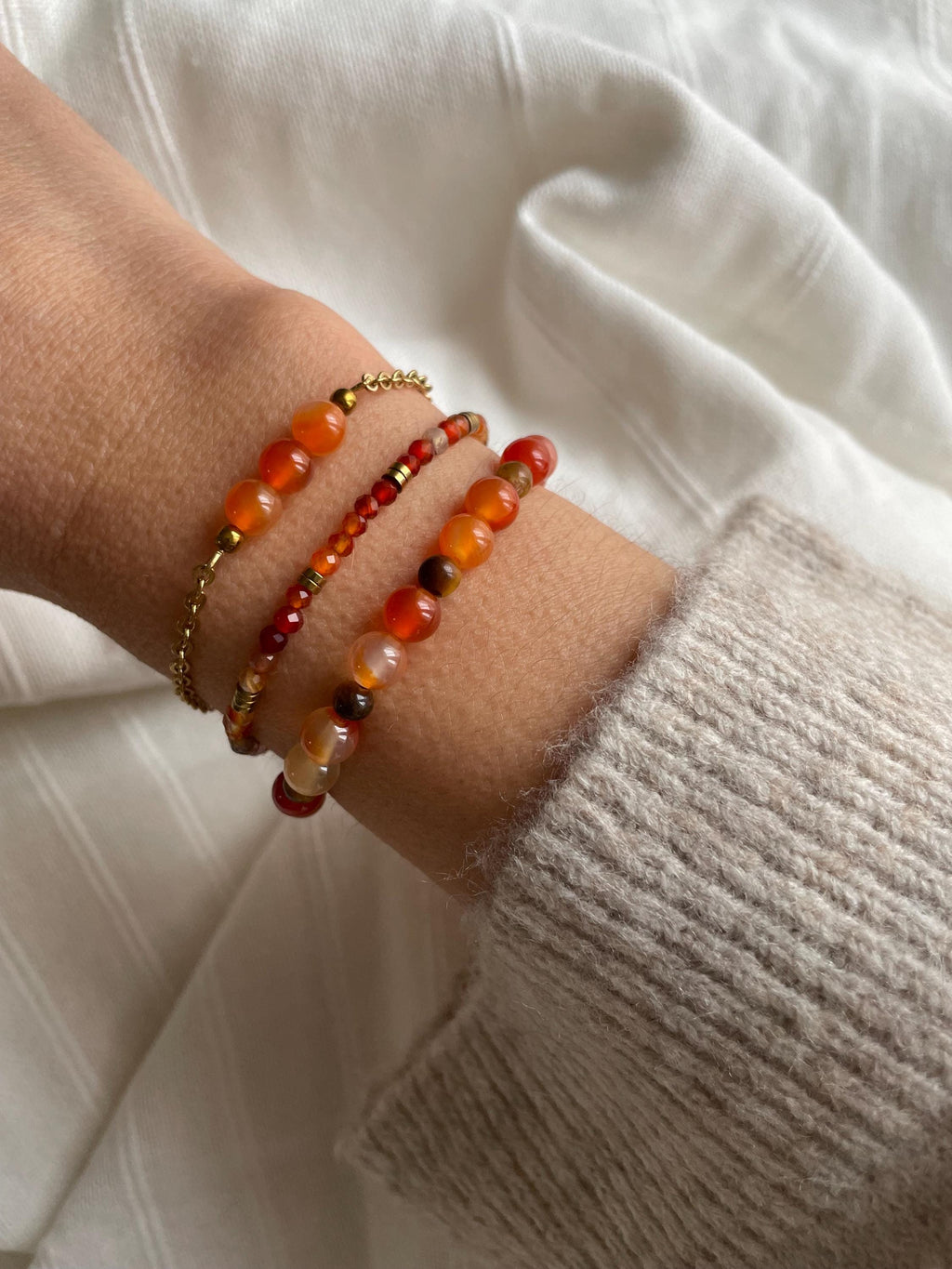 Bracelet Cornaline & Acier Doré – 3 Styles au Choix