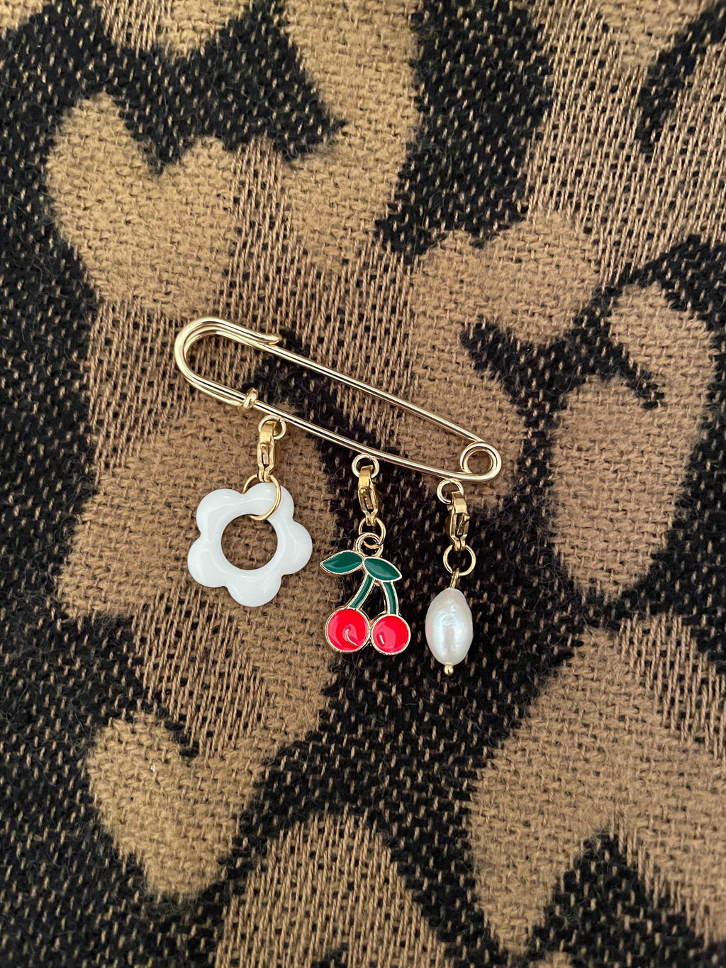 Broche Épingle à Nourrice Dorée à Personnaliser – Charms & Pampilles