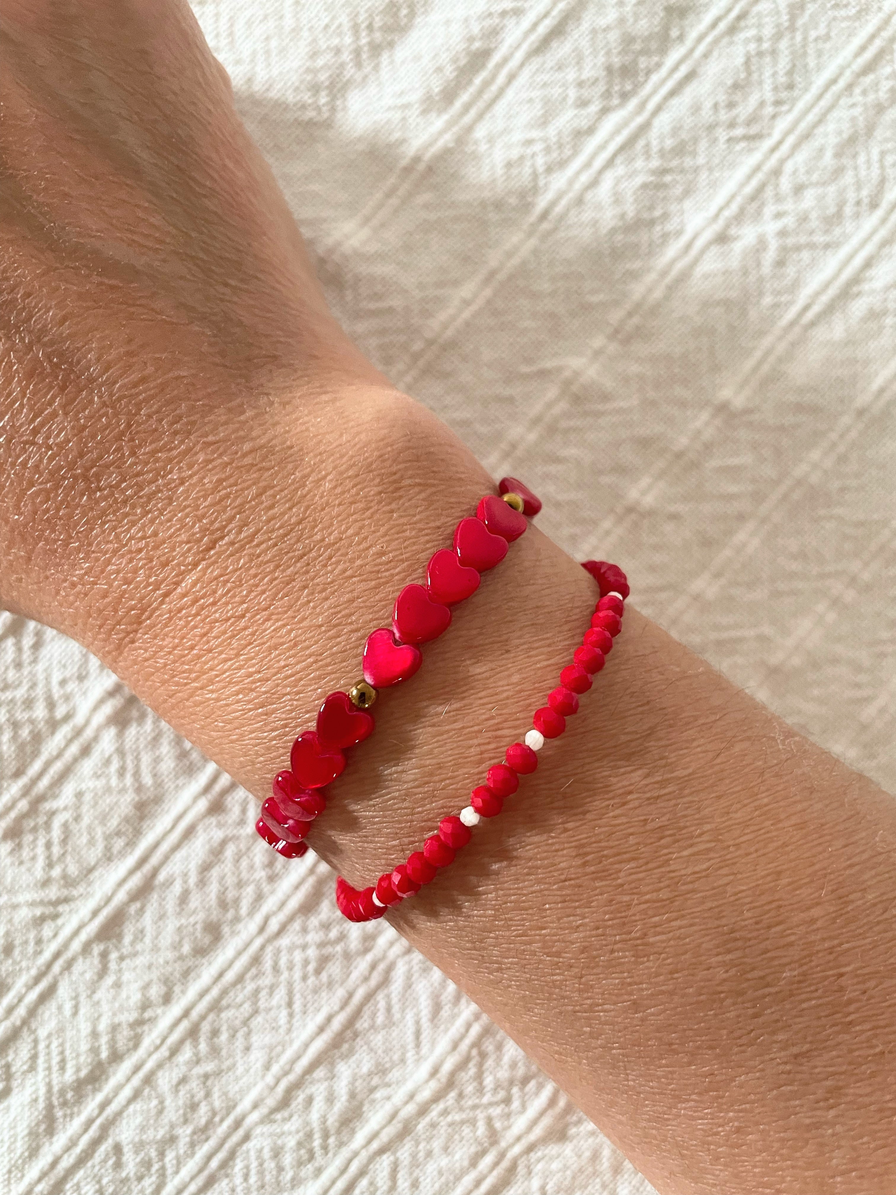 Bracelet Élastique Petits Cœurs Nacre Teintés Rouge | LPY BIJOUX