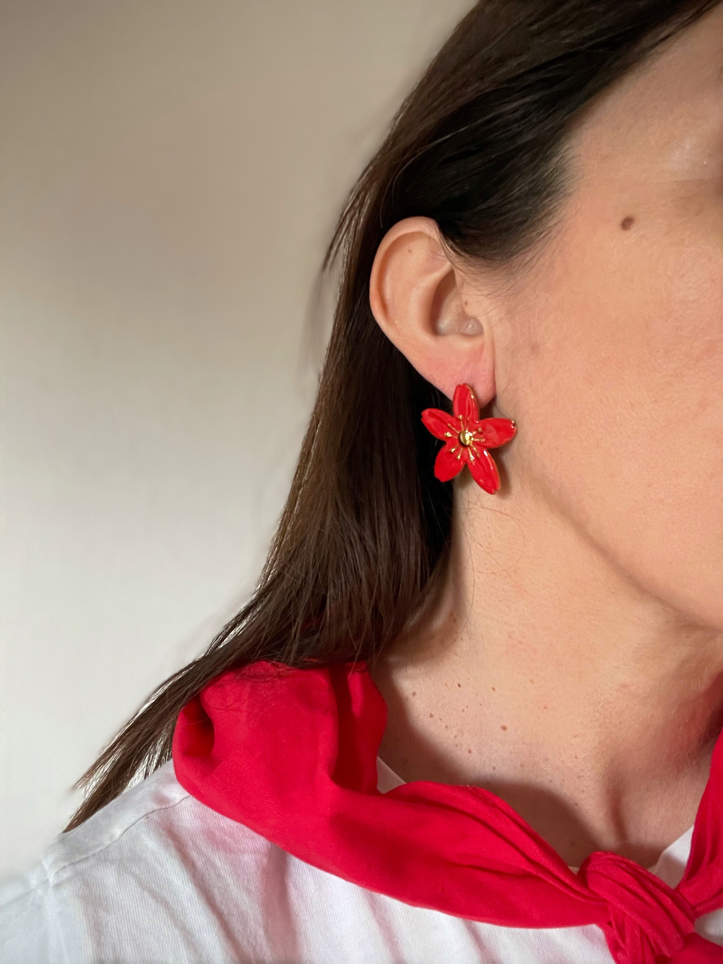 Boucles d'Oreilles Fleur Rouge Acier Inoxydable Doré