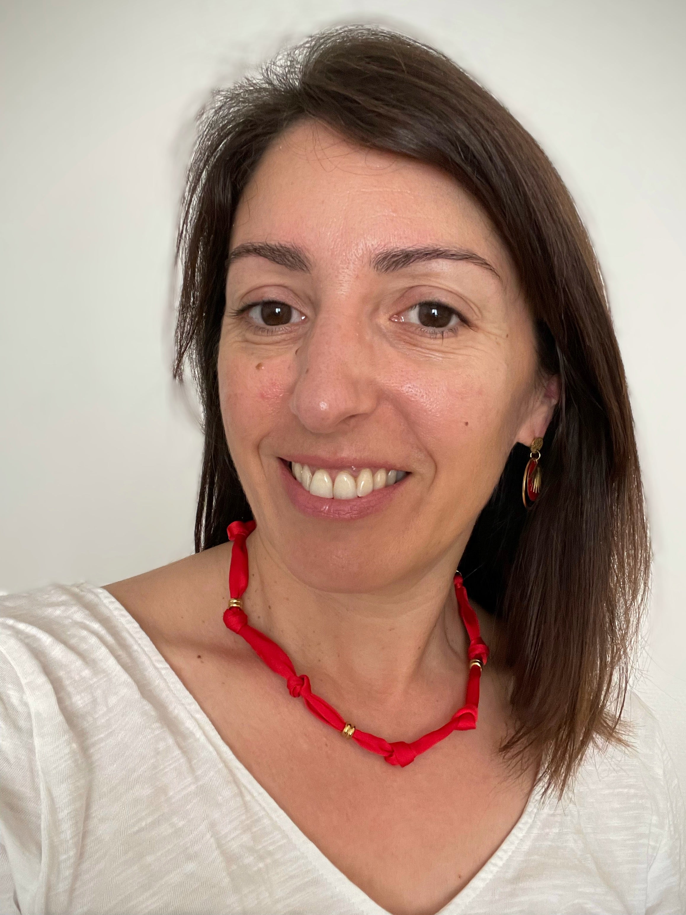 Collier Tissu Rouge Noué & Perles – Acier Inoxydable | LPY BIJOUX