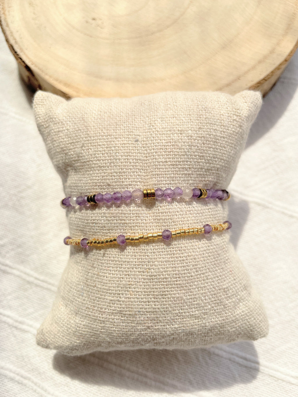 Bracelet fin doré et pierres naturelles en acier inoxydable doré