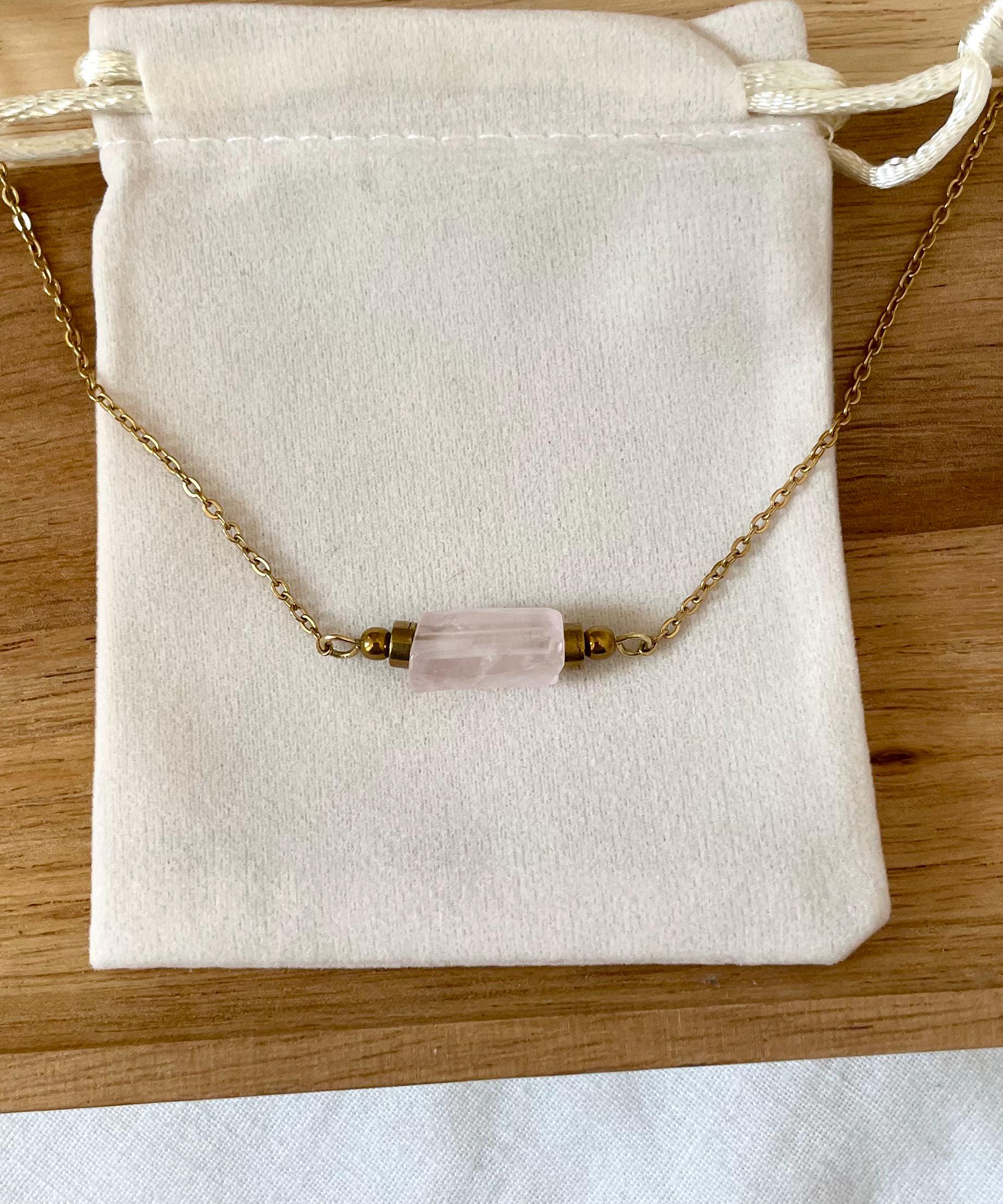 Collier Ras de Cou Quartz Rose - Acier Inoxydable Doré