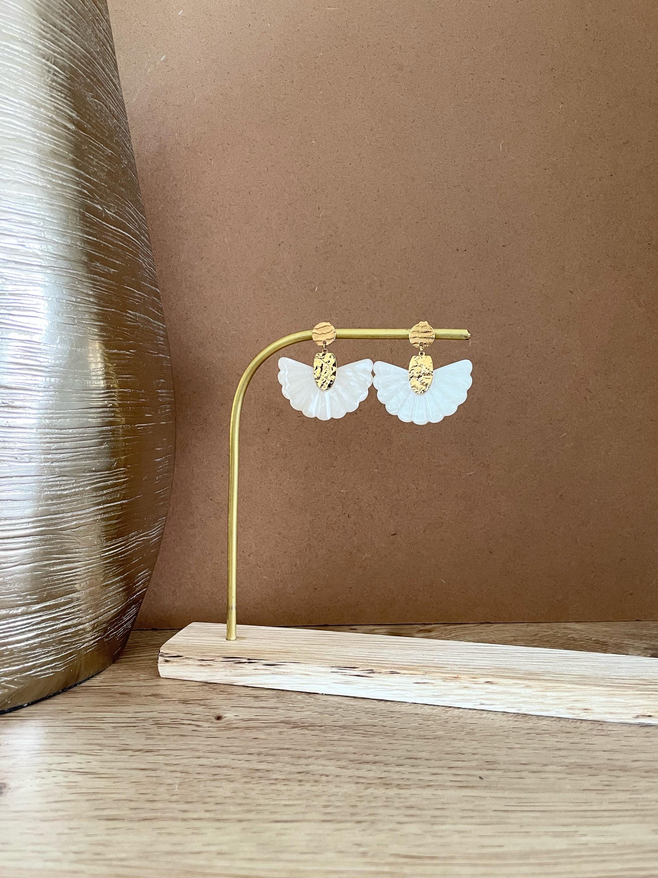 Boucles d'Oreilles Éventail Blanc & Doré – Résine & Acier Inoxydable