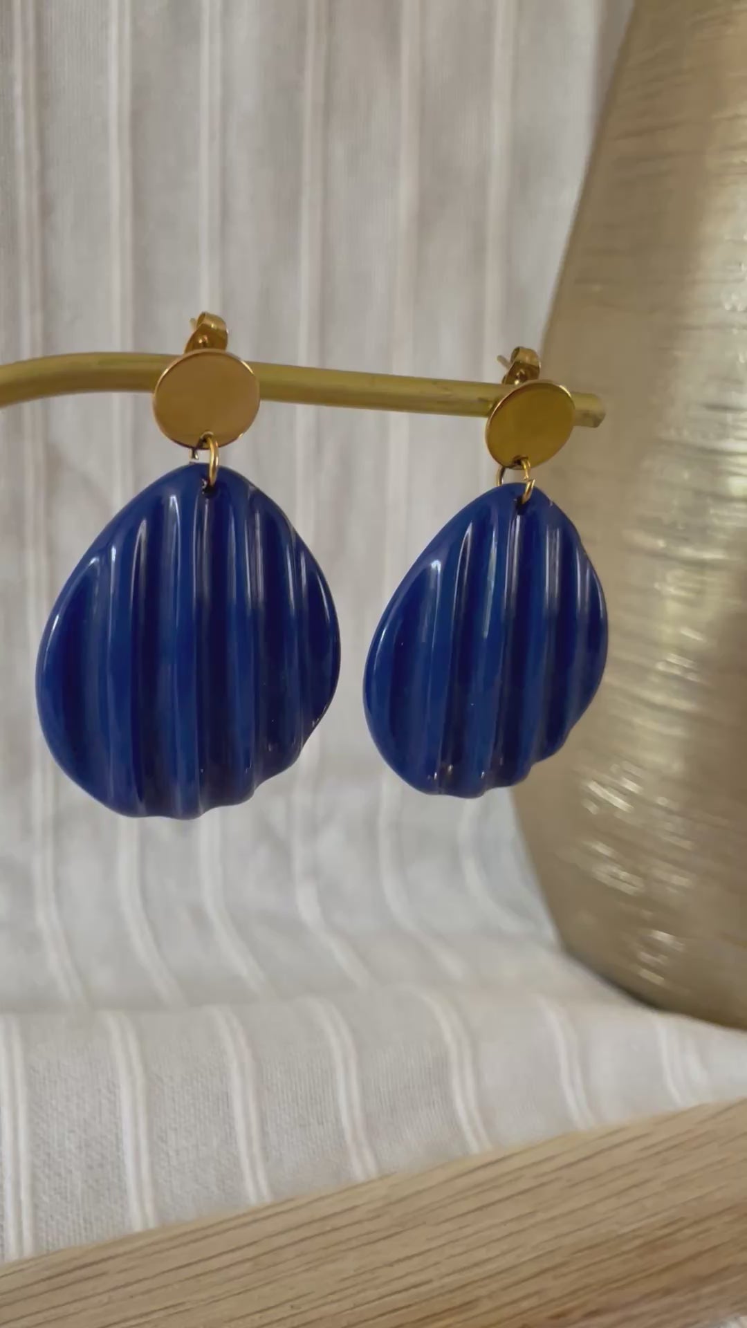 Boucles d'Oreilles Coquillage Pendantes en Acier Inoxydable Doré - 3 coloris